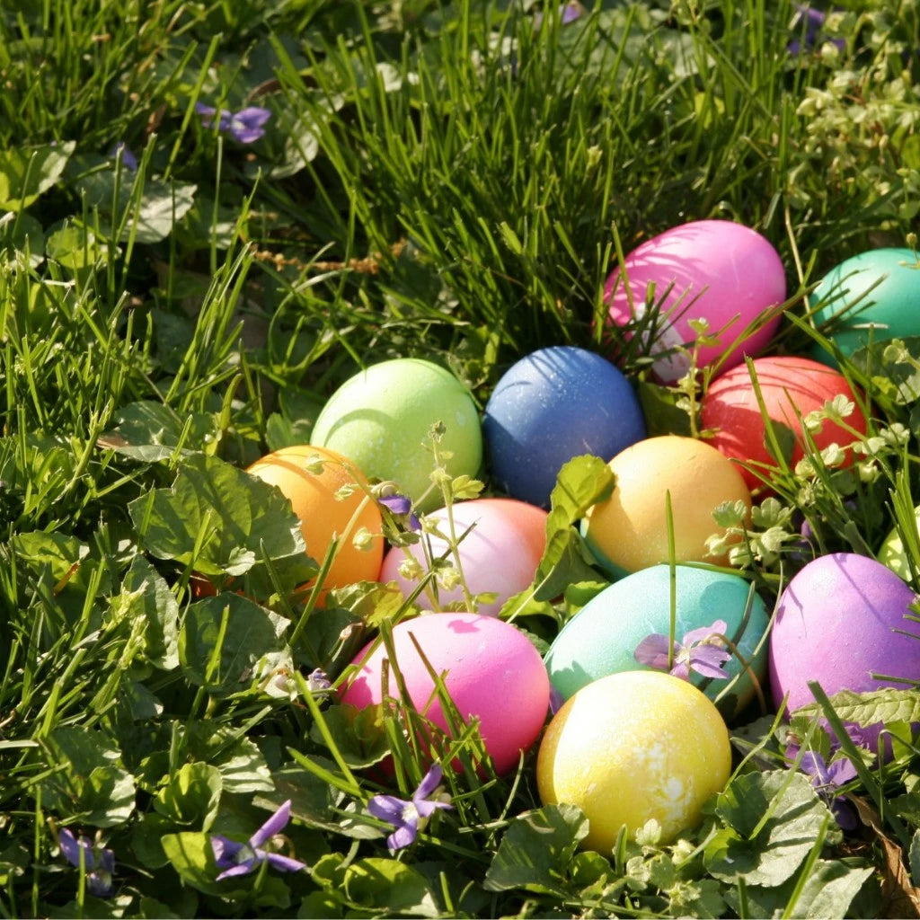 🐰 Kit Caça aos Ovos com 110 Adesivos de Patinhas de Coelho