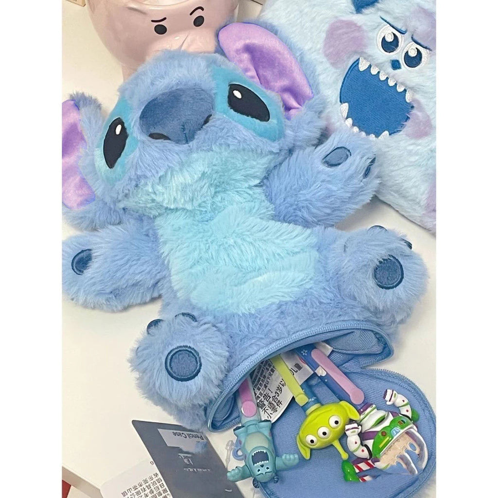 Estojo de Pelúcia do Stitch – Fofo e Espaçoso!